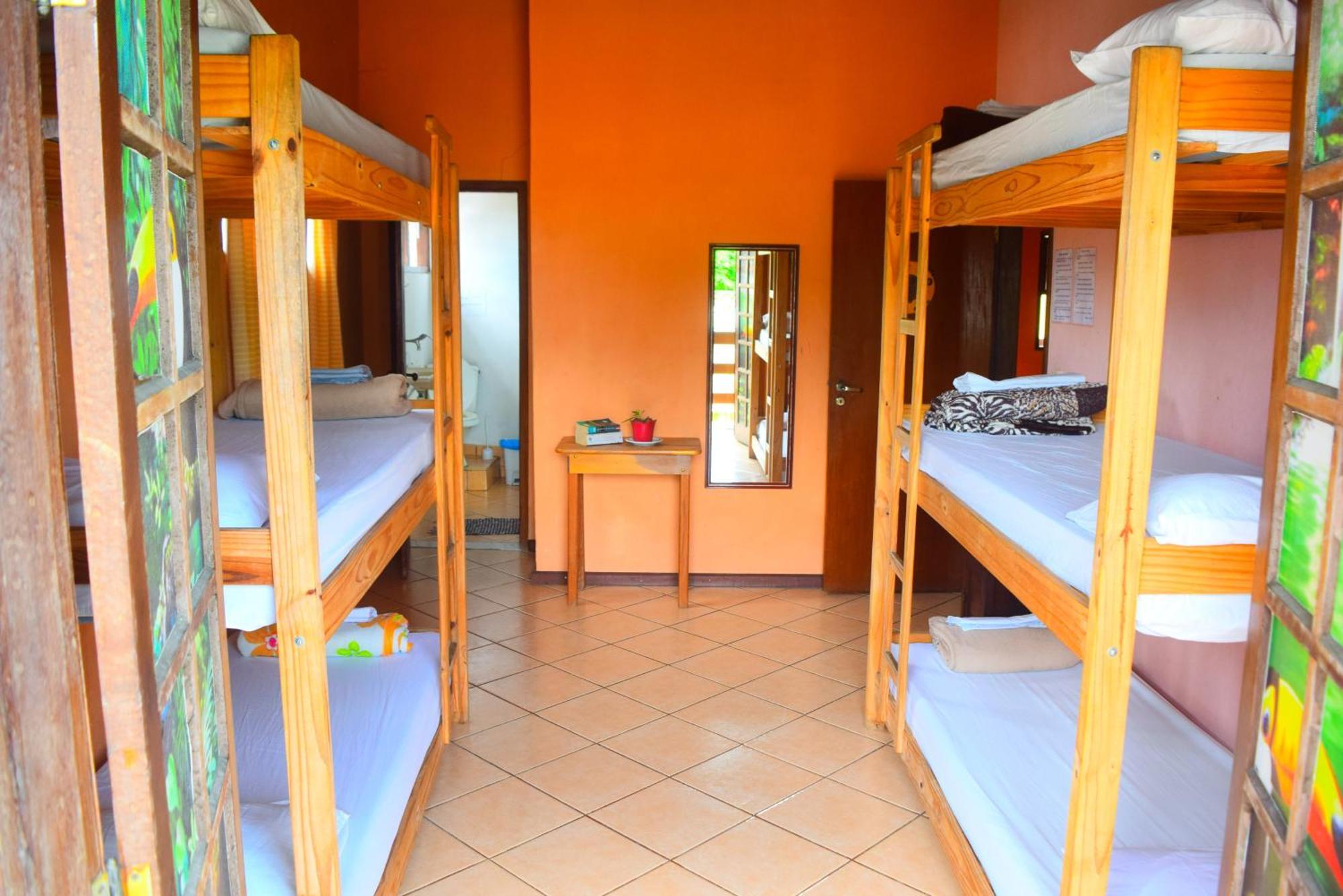 Leo'S Clan Beach Hostel Парати Экстерьер фото