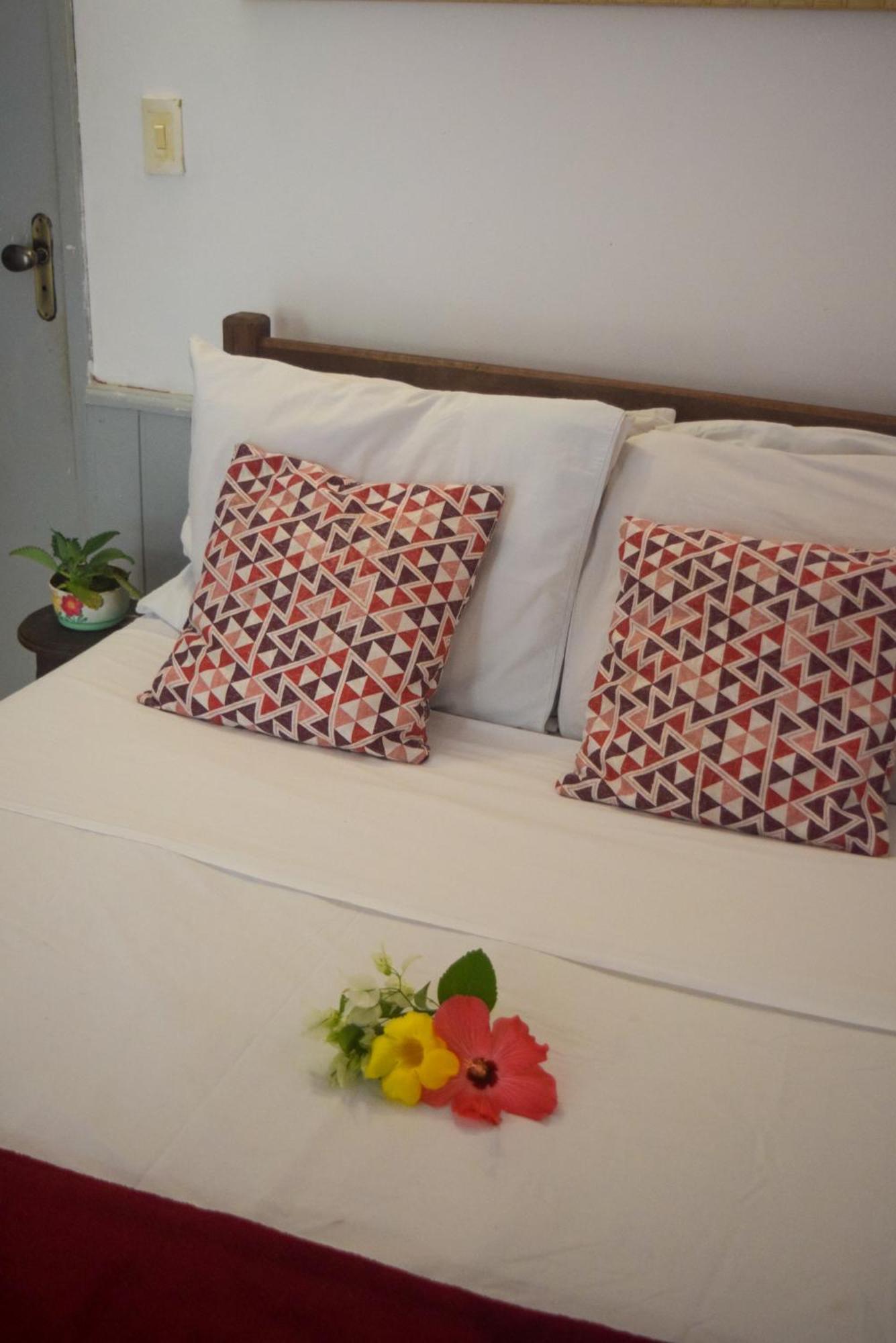 Leo'S Clan Beach Hostel Парати Экстерьер фото