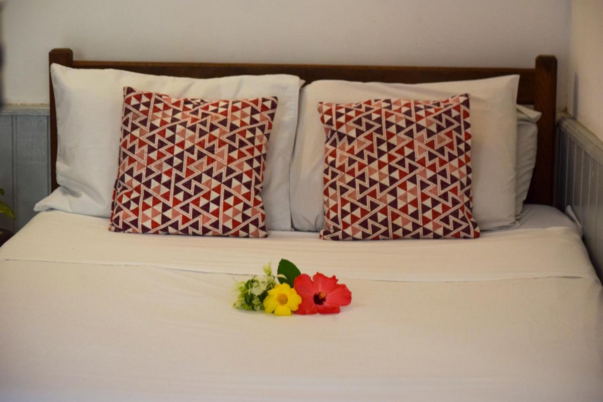 Leo'S Clan Beach Hostel Парати Экстерьер фото