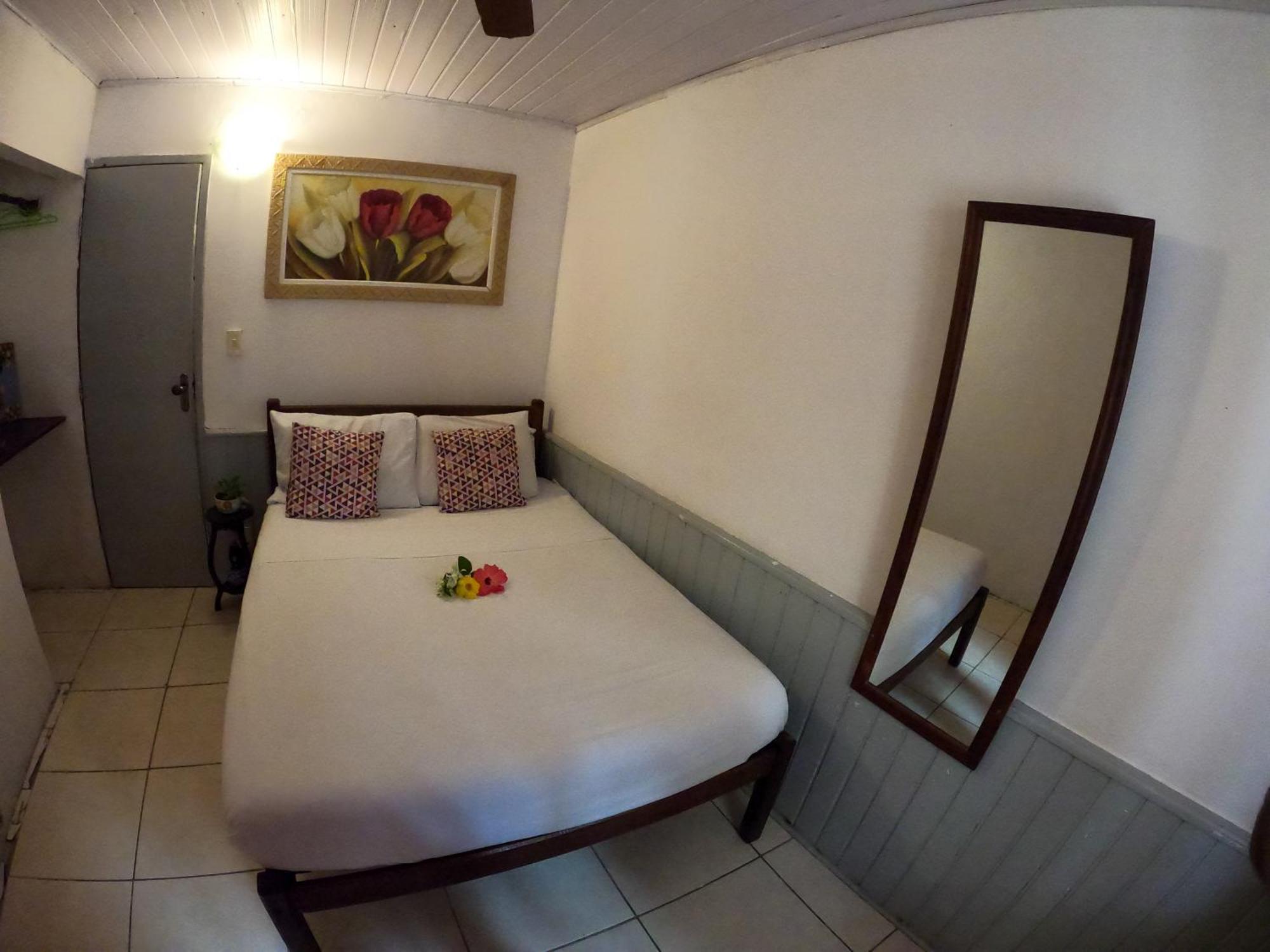 Leo'S Clan Beach Hostel Парати Экстерьер фото