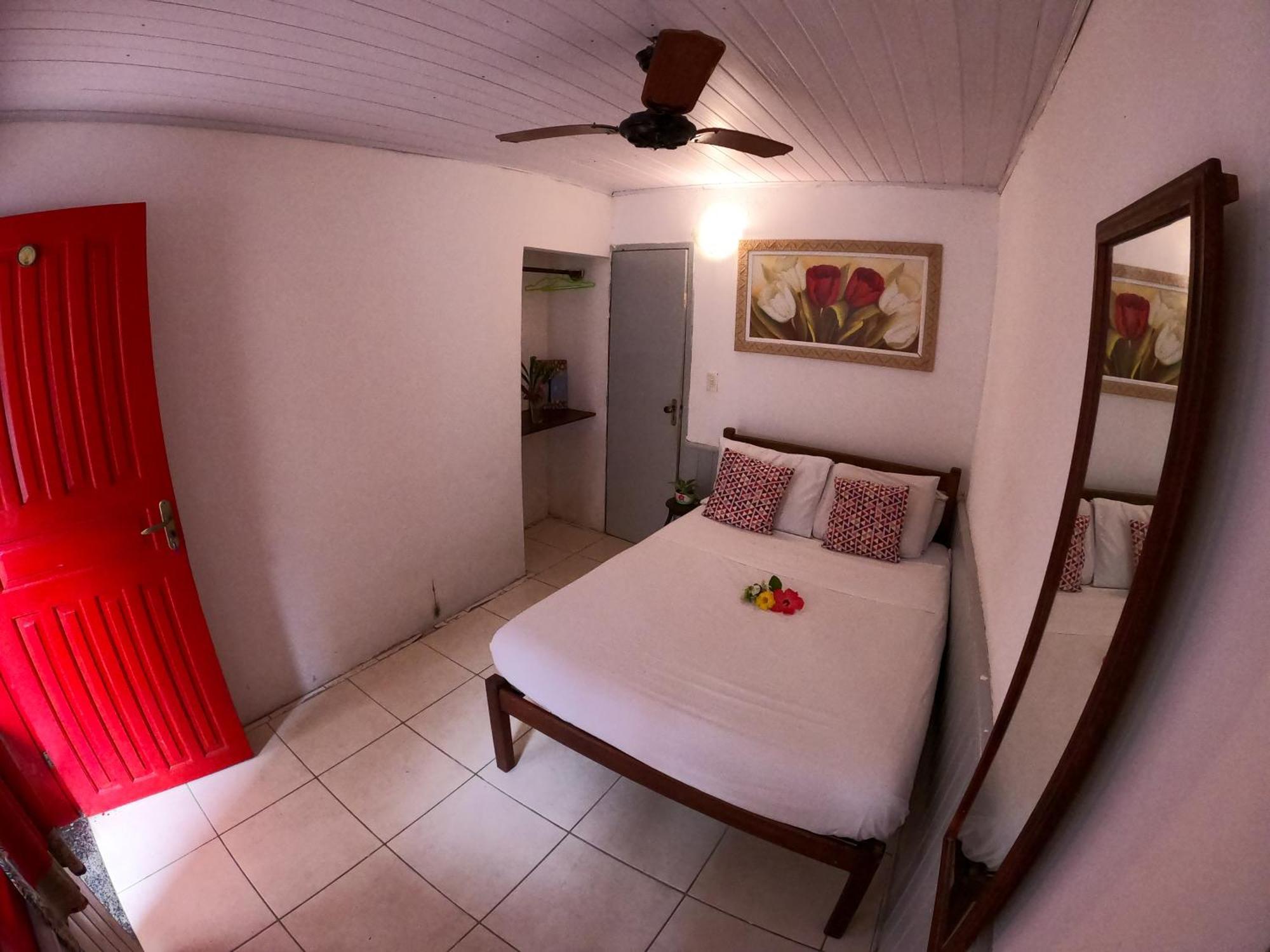 Leo'S Clan Beach Hostel Парати Экстерьер фото